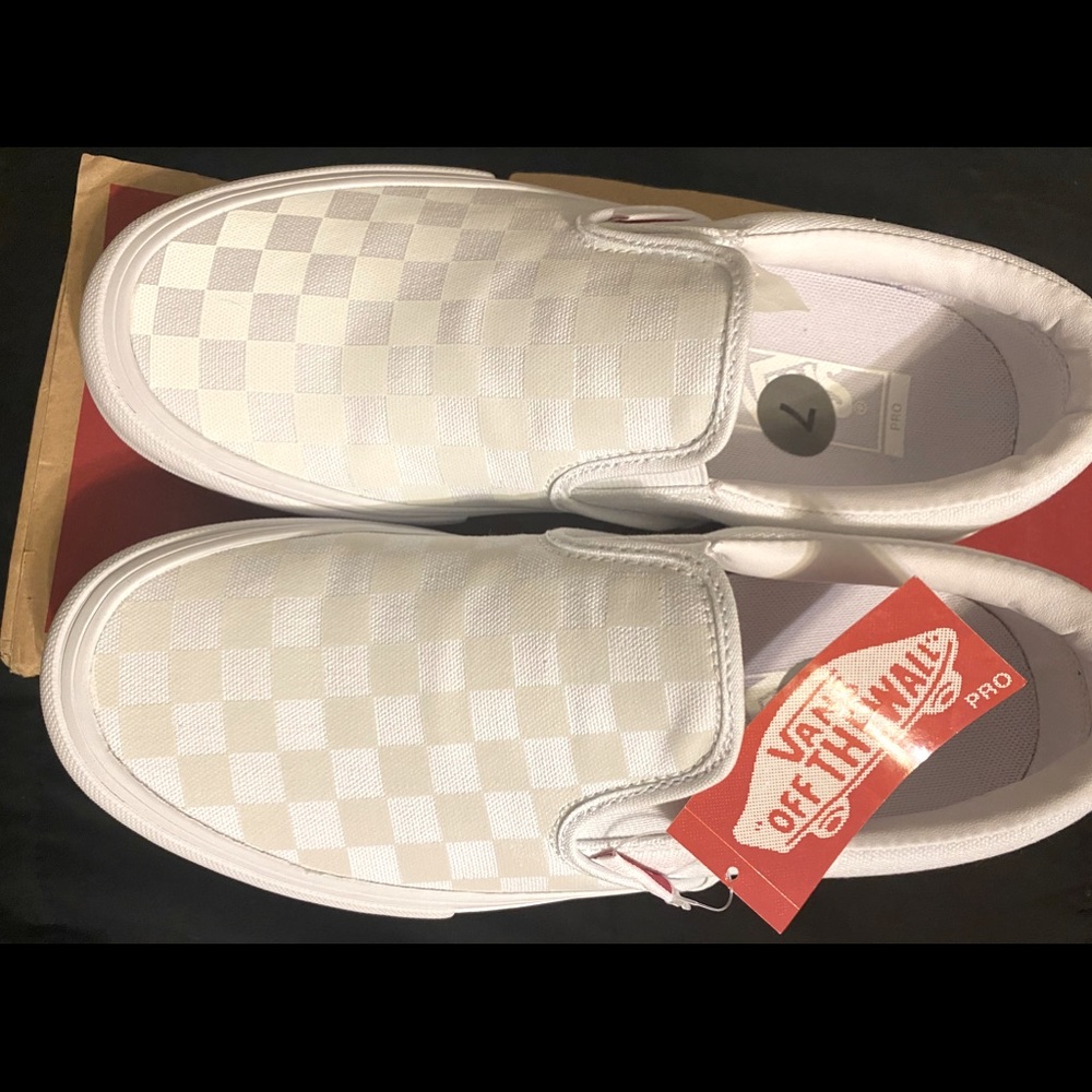 Classic Checkerboard white & gray reflective VANS